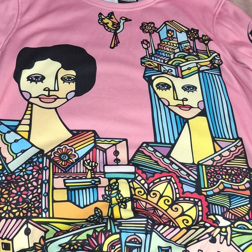 Artistic Pink Sweatshirt with Graphic Design- W Sz Medium - Picture 2 of 7